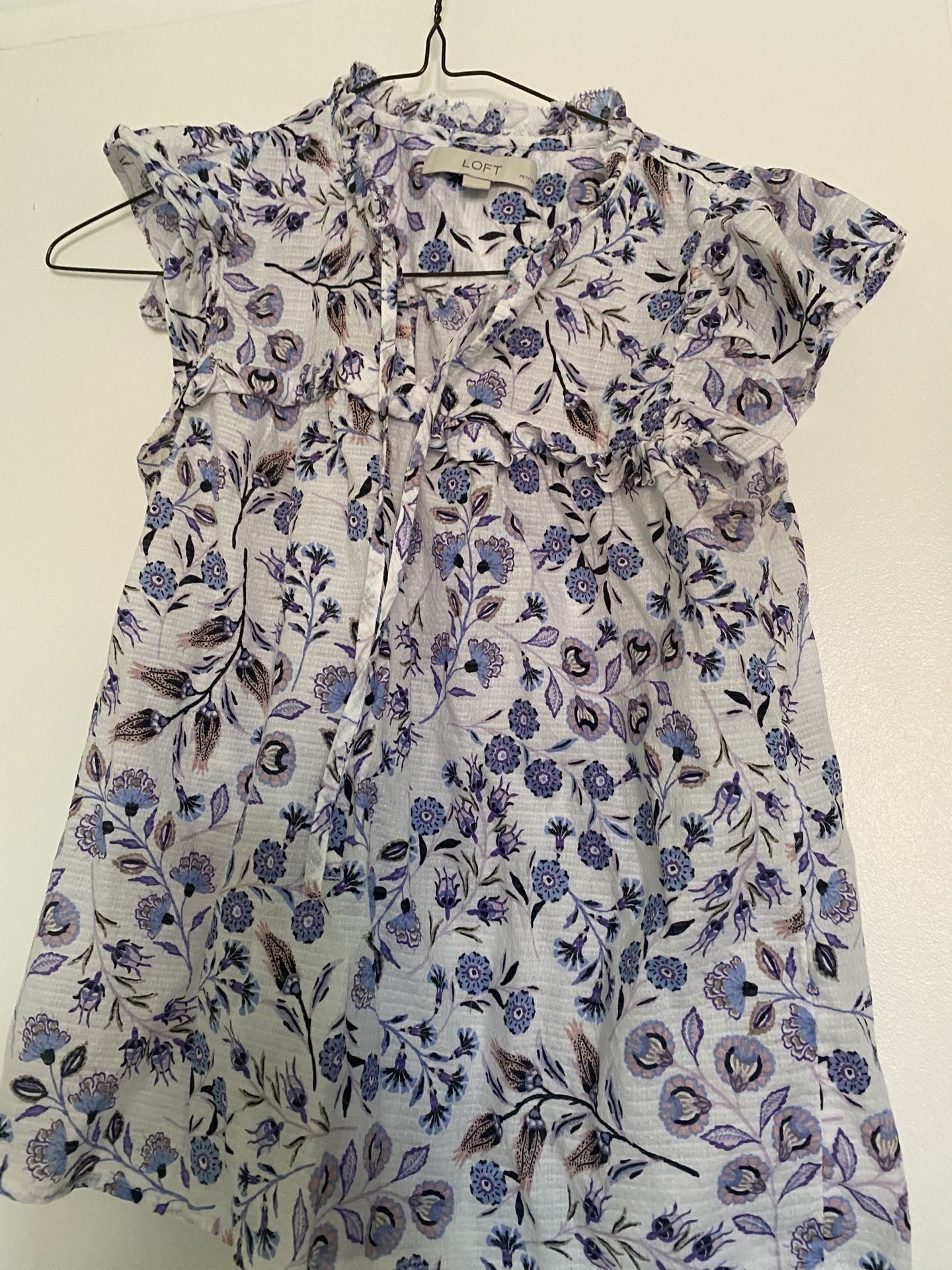 Women’s Tops/Blouses and T-shirts