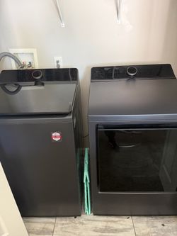 LG SMART Washer and Dryer Set