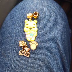 Winnie The Pooh Rubber Pendant Cool