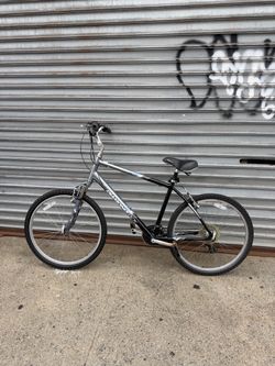Diamondback Wildwood – 19” Frame / 26” Wheels