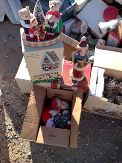 Like New! In The Box Christmas Ornaments And Trinkets Old School Awesome!