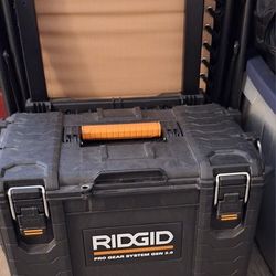 RIDGID Pro Gear System Gen 2.0 Stackable 22 in All Terrain Rolling Tool Box with 9 in. Wheels