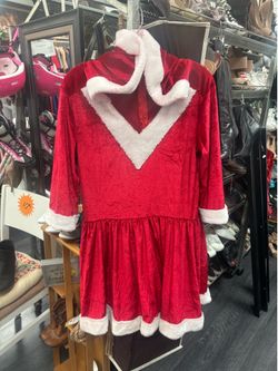 Costume for women