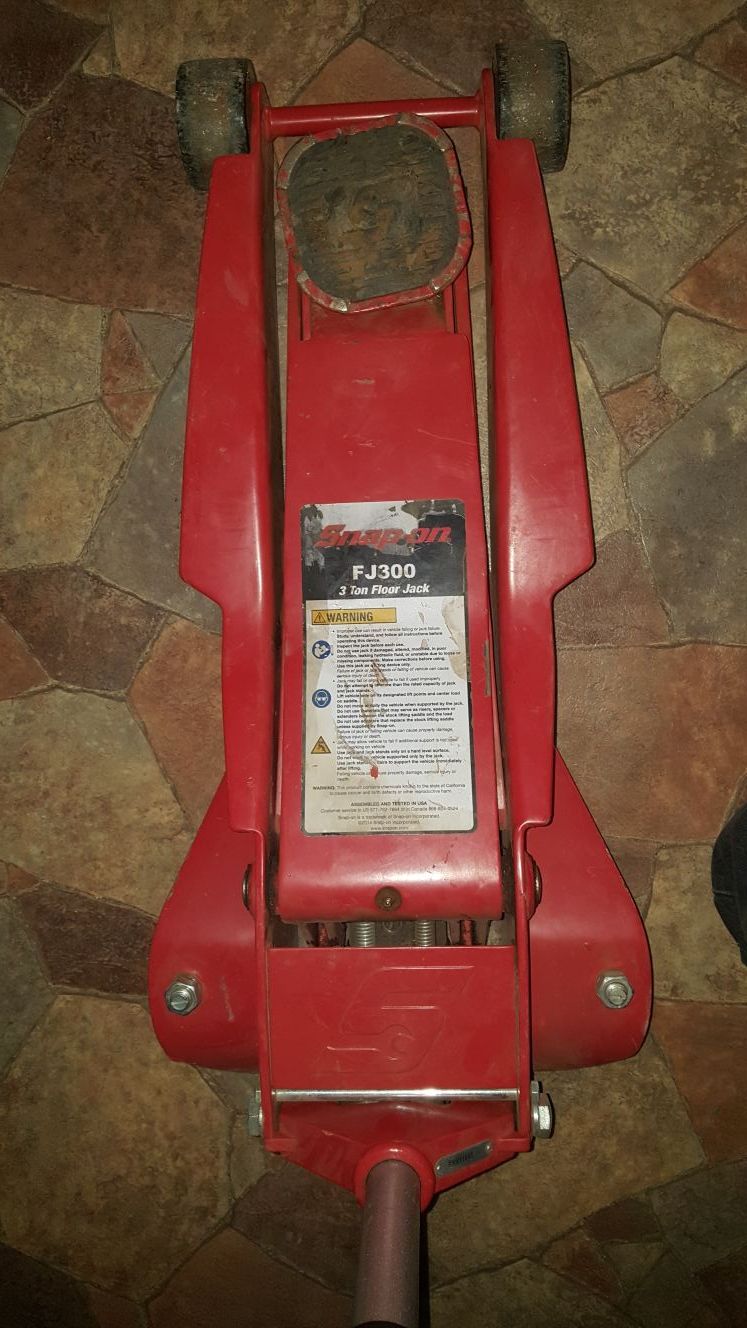 Snap on FJ300 3 ton rapid lift floor jack