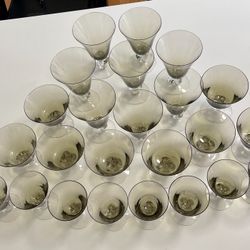 Sweden Vintage 1960th Gully Smoke 4-Lobe Stemware 24 Wine Liquor Sherbet Glasses