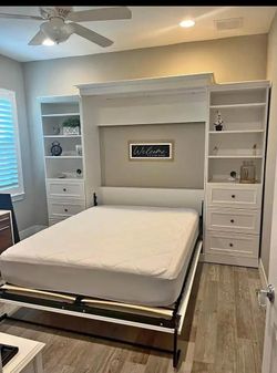 Murphy bed