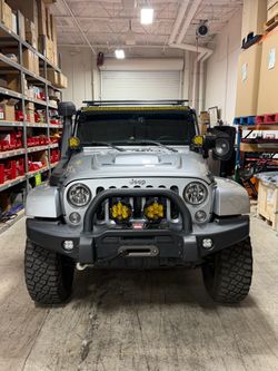 Jeep Wrangler JK Silver Heavily Modified