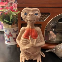 Vintage E.T Talking Figure 1982