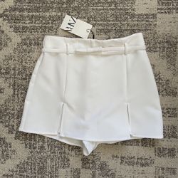 Zara Chic Women's White Tailored Skort Size M