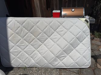 Full Size Quilted Mattress