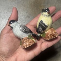 Vintage Lovebirds Salt and Pepper Shakers 
