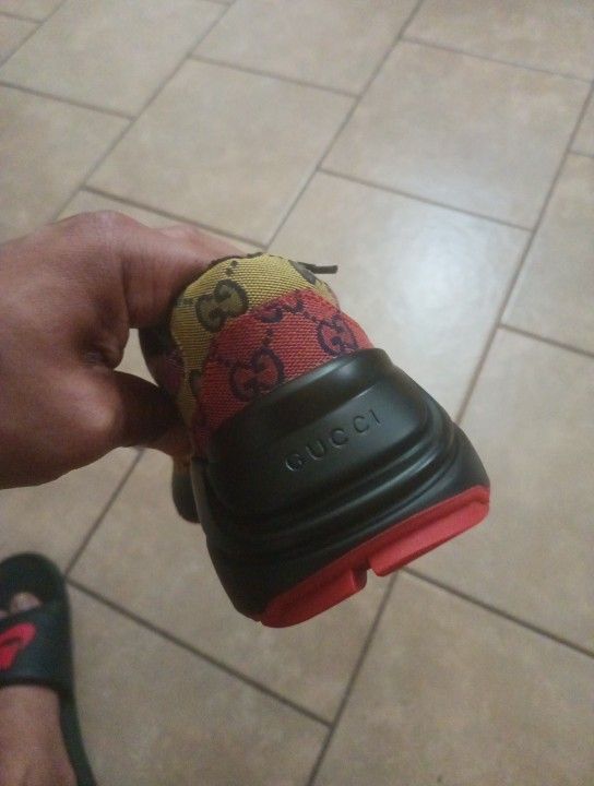 Gucci Size 8