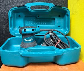 Makita BO5030K 5" Random Orbit Sander with Tool Case