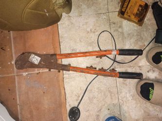 Connections tool  crimps