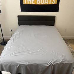 Queen Size Bed With Fram