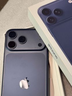 iPhone 17 PRO MAX Size NEW Open Box
