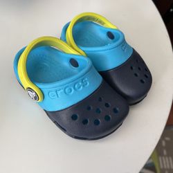 Crocs Boys Size C 4