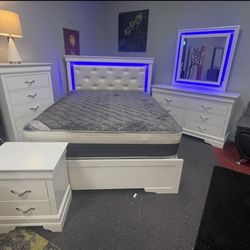 🛏️ STYLISH 5-PIECE BEDROOM SET – ONLY $39 TO START! 🛏️