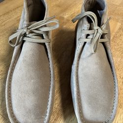 Clarks Shacre Boots. Size. 9  1/2