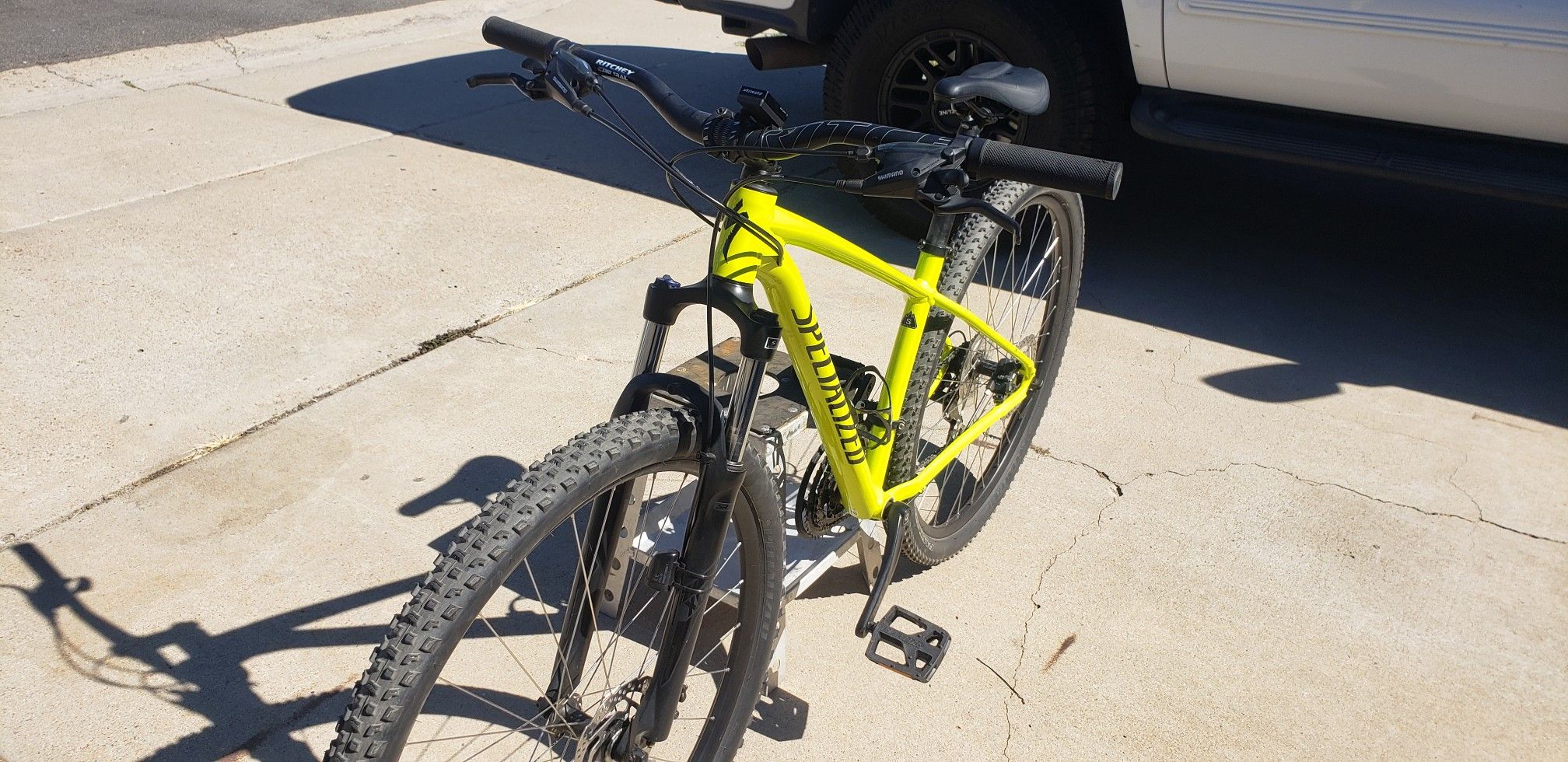 2019 Specialized rockhopper 29" small