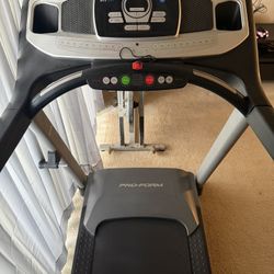 Pro form Treadmill 