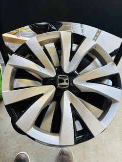 Honda Civic Take Off 215/55R16 Hankook Tire