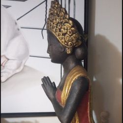 Beautiful Balinese Stone Statue, 26 " H