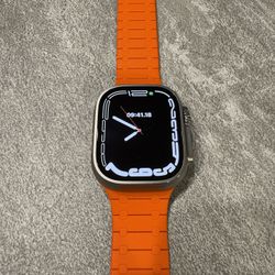 Apple Watch Ultra 1st Gen [GPS + Cellular 49mm]