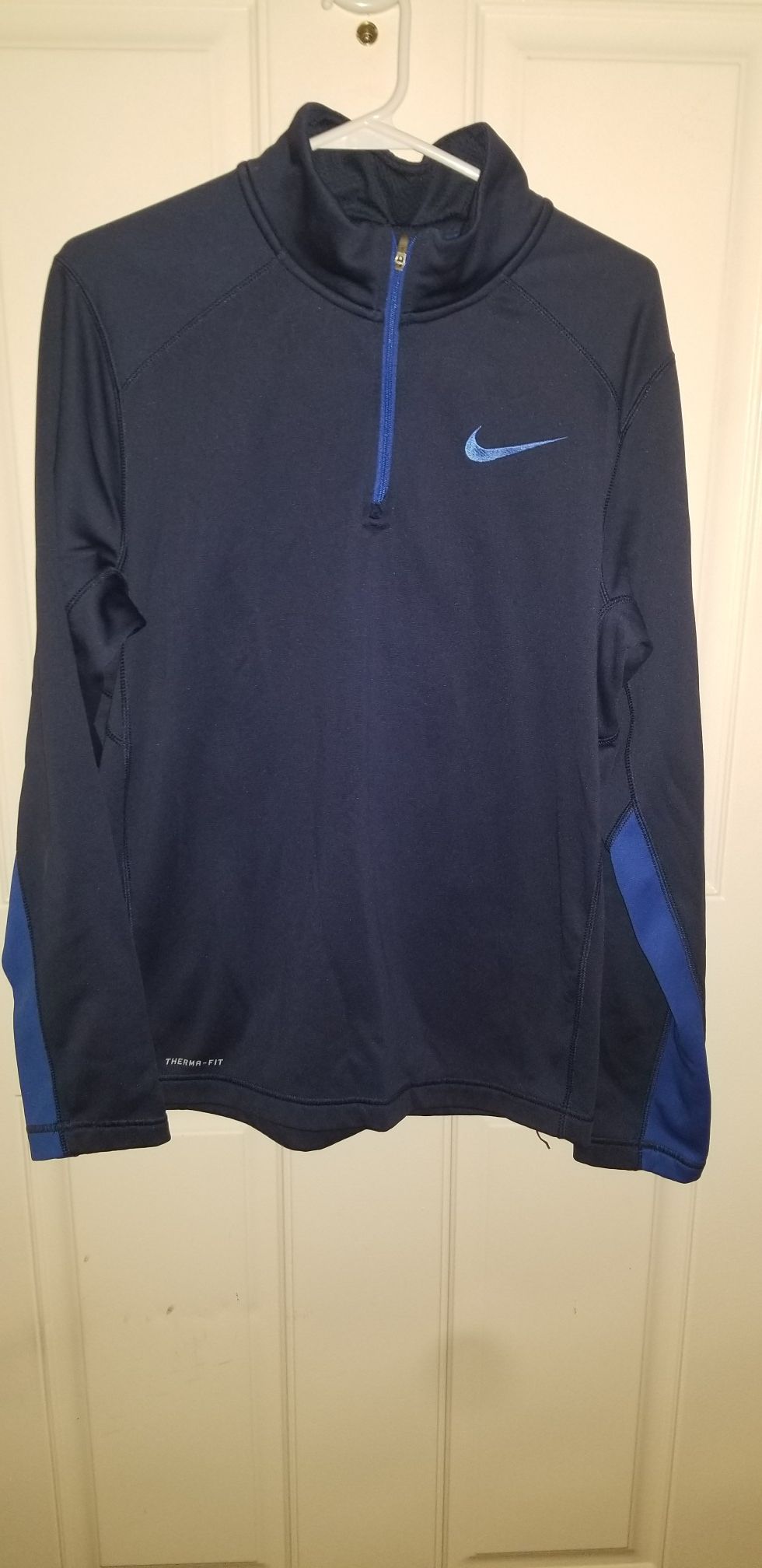 Nike Men's Size Small PULLOVER Excellent Condition NO RIPS NO STAINS Pick up in Taylor