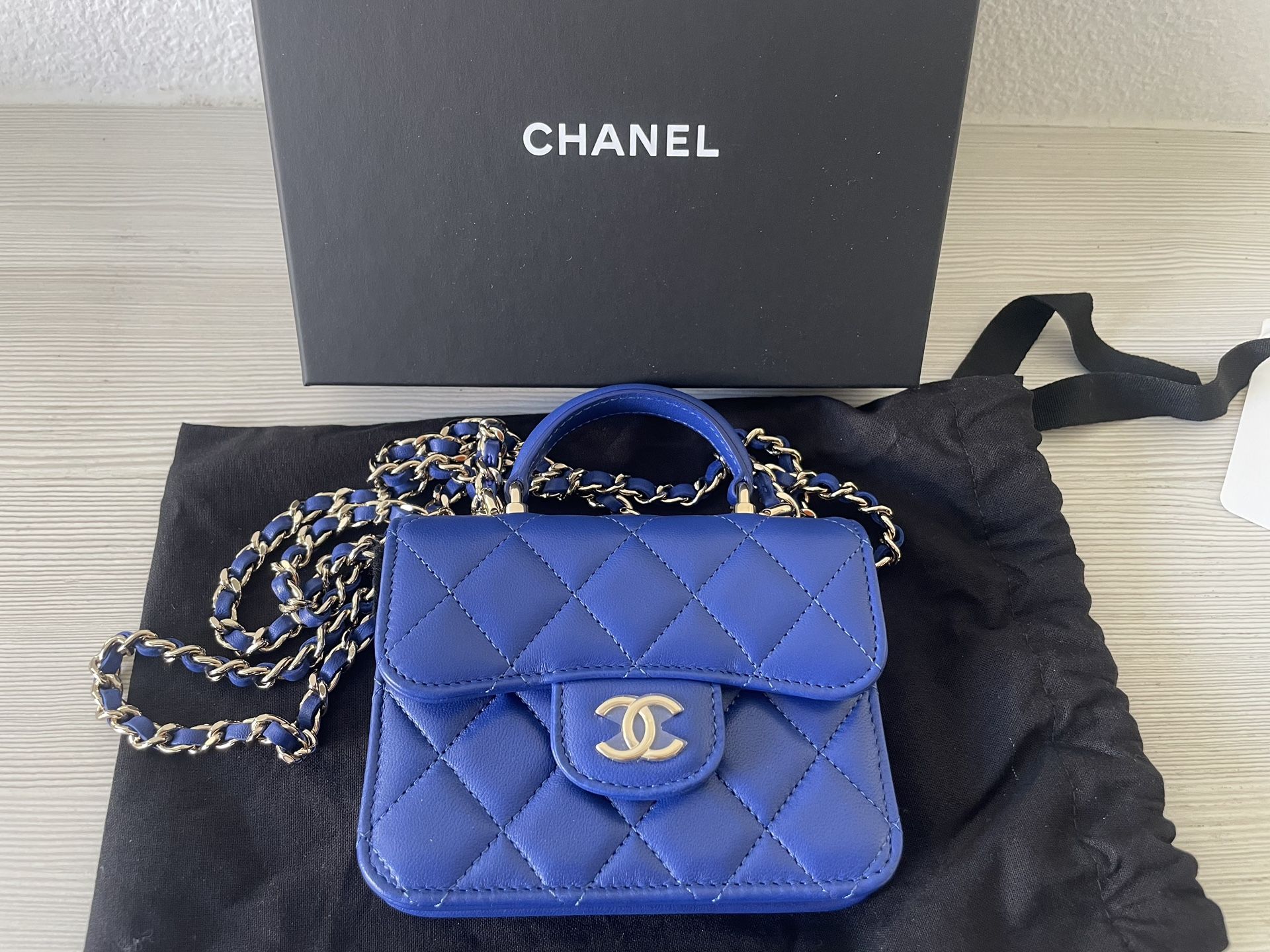 Authentic Chanel Flap Coin Purse With Gold Chain