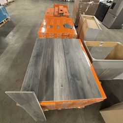 Gray skyline loop 🔁 Waterproof 🚿 LVP