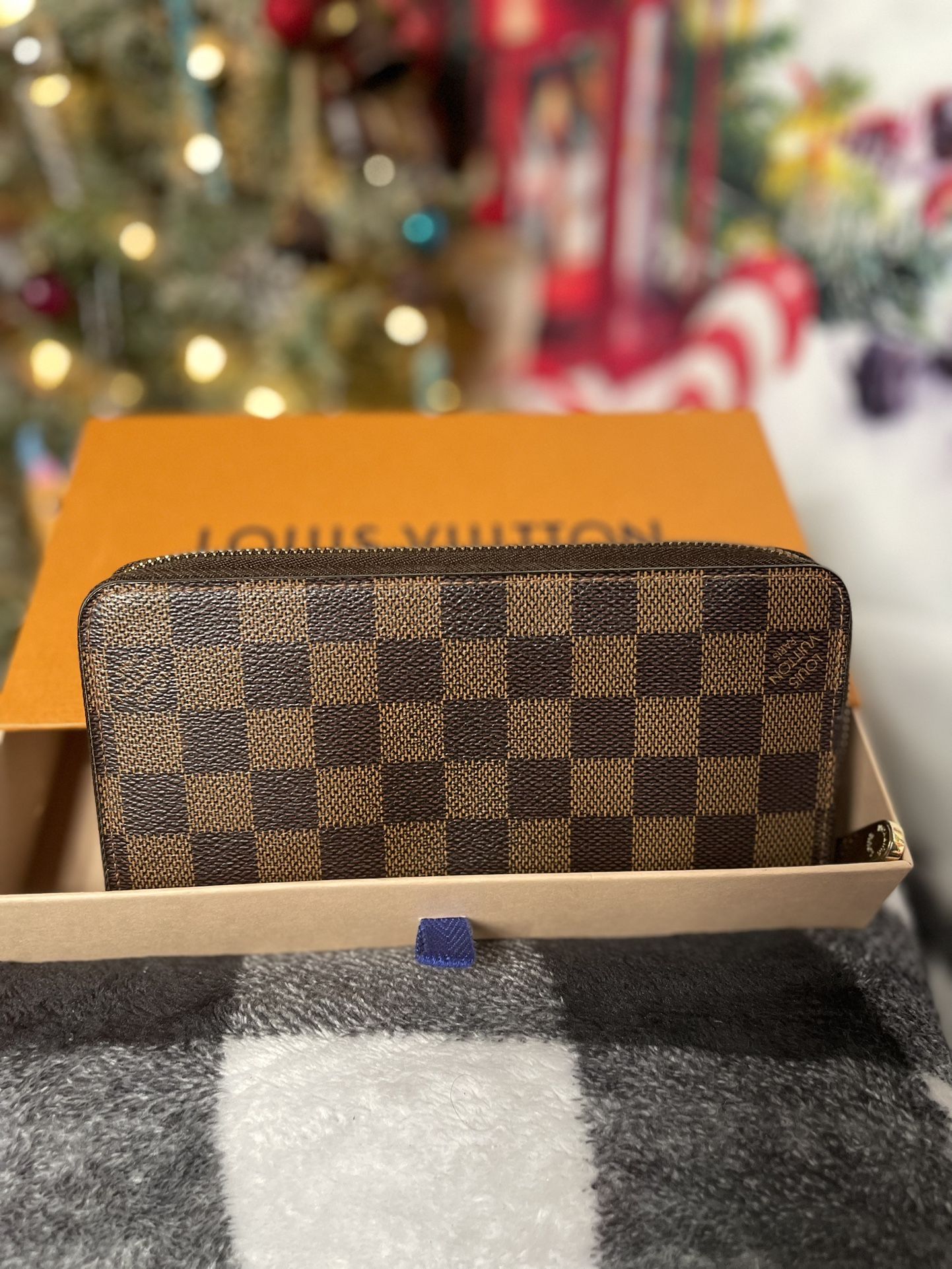 ✨ Louis Vuitton Zippy Wallet – Damier Ebene | Authentic | $600 ✨
