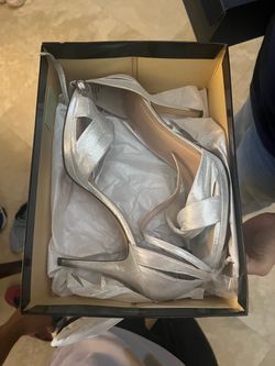 Women’s shoes