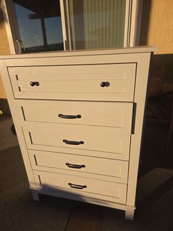 2 white drawers 60 for both