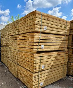 $1.49🔥6FT TREATED PINE PICKETS #2
