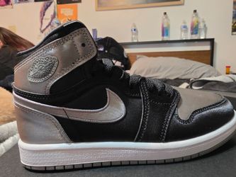 Air Jordan 1 High Black and Gray Sneaker 2Y