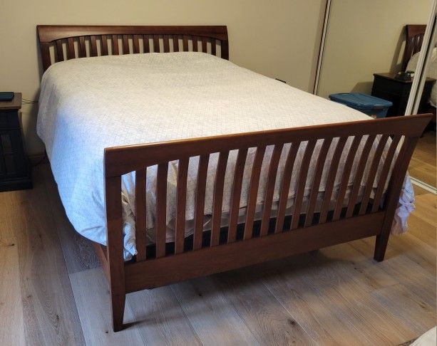Ethan Allen Queen Bed Frame