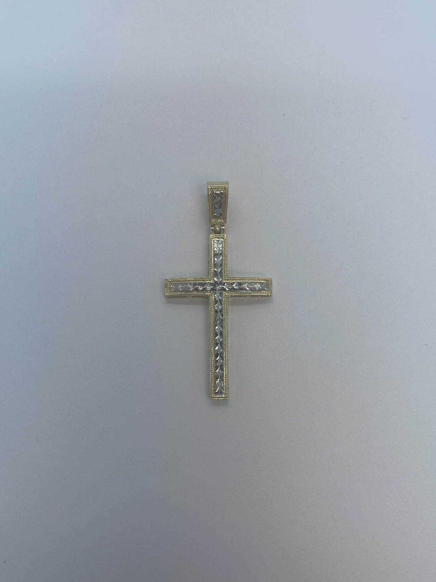 14k Gold Cross Pendant. New.