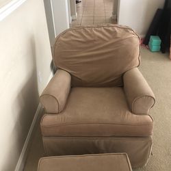 Rocking Chair with Ottoman
