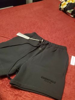 Essentials Black Short Size M