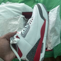 Fire red 3s 