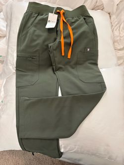 Yola Fig scrub pants XS petite