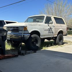 1990 Ford Bronco