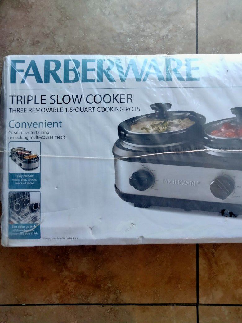 Farberware 3 Crock Round Slow Cooker for Sale in Round Rock, TX - OfferUp