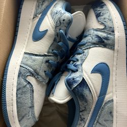 Jordan 1 Low GS ‘Washed Denim’