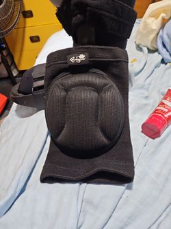 Knee brace good condition