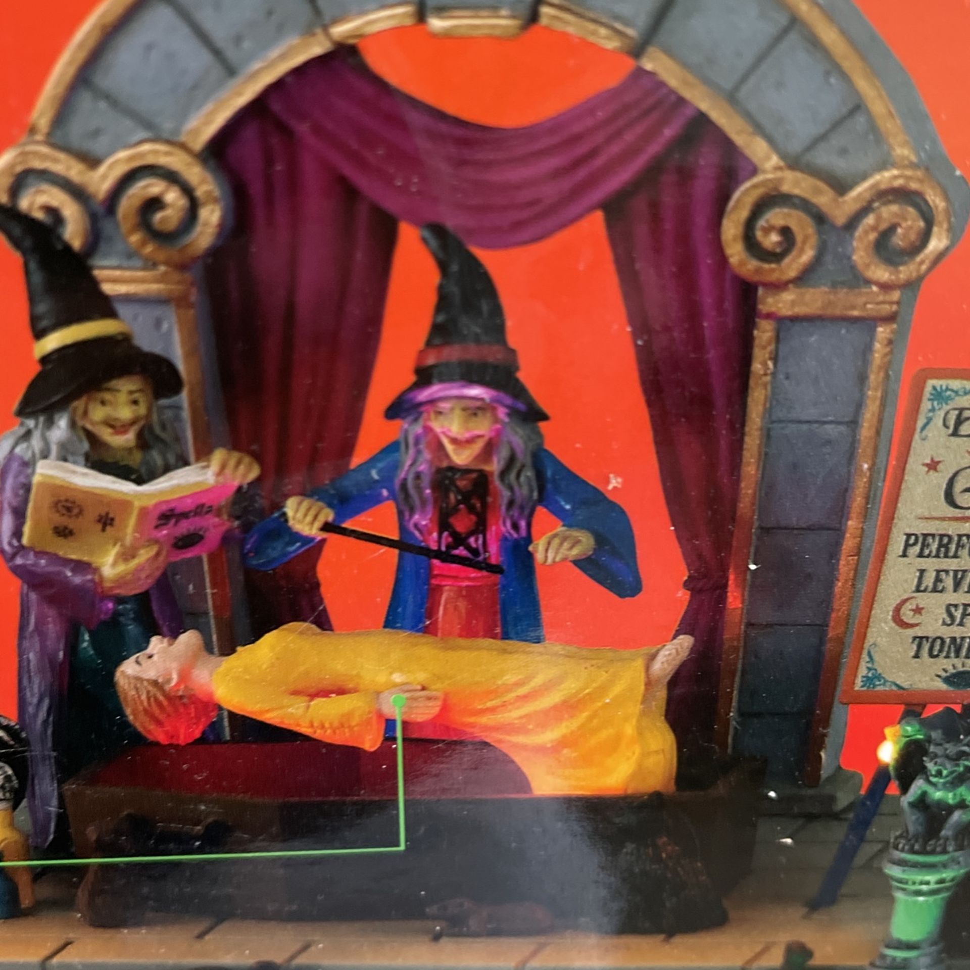 Halloween Spooky Town Lemax Decoration Decor Witch