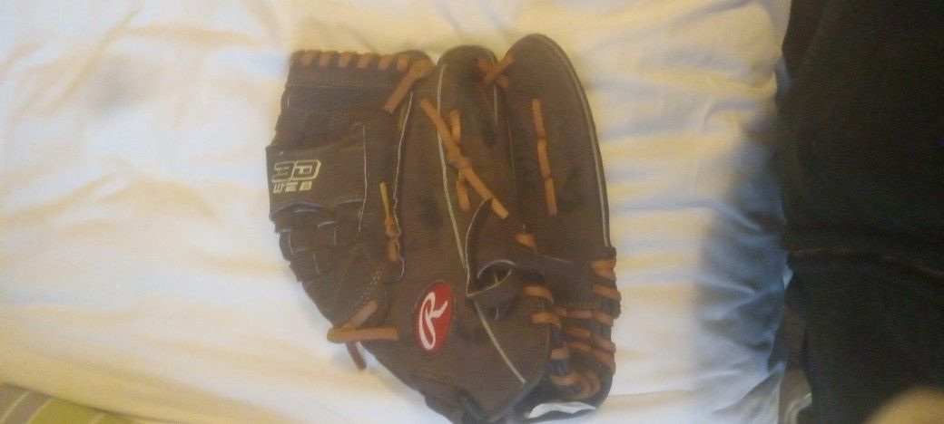 Rawlings Baseball Mitt