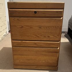 2 Drawer Wood File Cabinet/Archivador