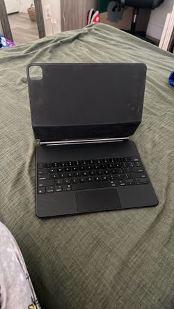 Apple iPad Pro Magic Keyboard USB-C